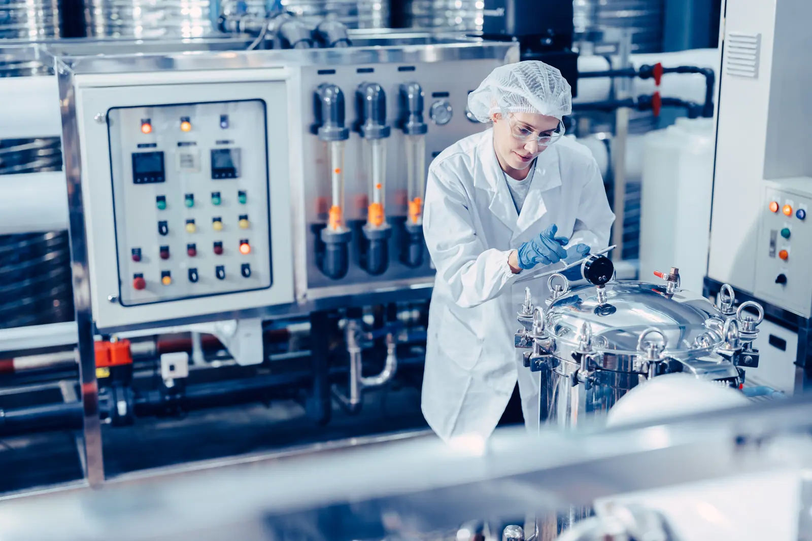 Inertyzacja azotem w przemyśle farmaceutycznym – bezpieczeństwo i stabilność API